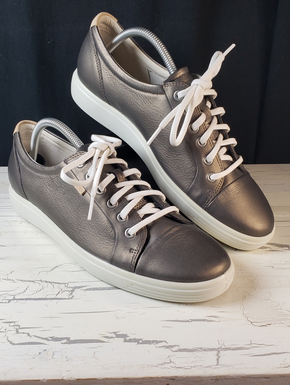 Ecco Soft 7 Sneakers in Stone Metallic - Women's size 11